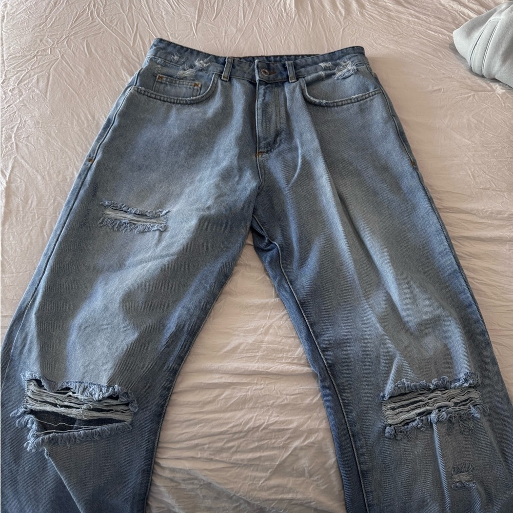 Men's Distressed Blue Jeans